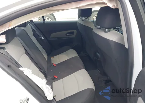 2015 Chevrolet Cruze Ls Auto z USA, uszkodzony, nr VIN 1G1PA5SG4F7170809